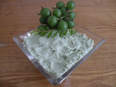 Raw Grapes Chammanthi ( Chutney )