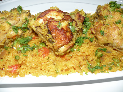 Arroz Con Pollo ( Chicken & Rice ) Classic Spanish Dish