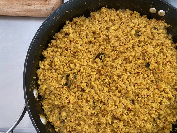 Stir-Fried Cauliflower with Egg